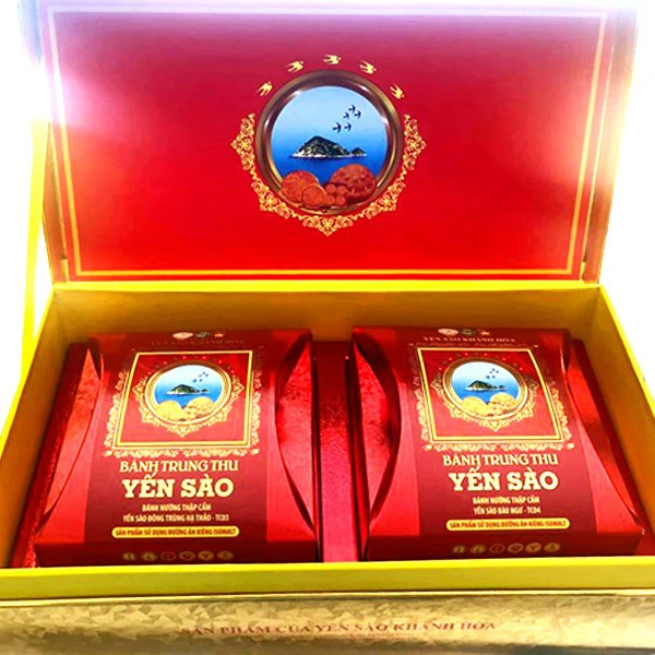 Bánh trung thu Yến Sào thập cẩm hộp 2 bánh x 120gr