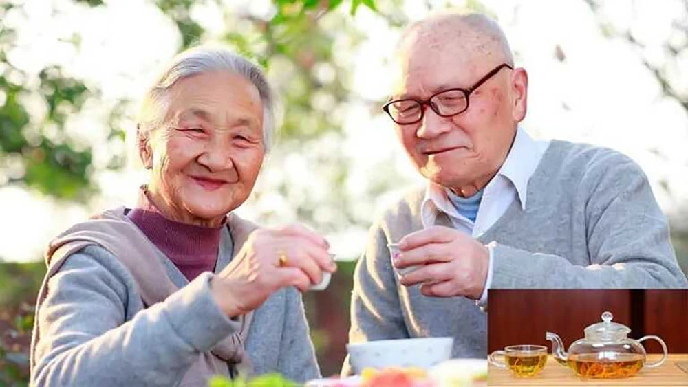 Người cao tuổi nên dùng đông trùng hạ thảo thường xuyên