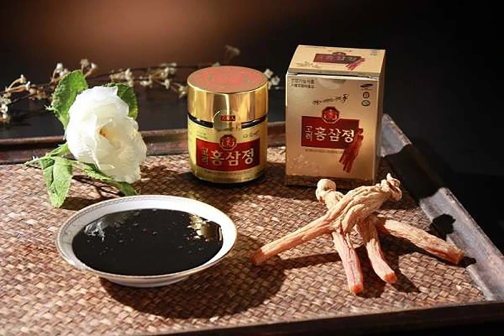 Hồng sâm là sản phẩm sức khỏe được chế biến từ nhân sâm tươi Hồng sâm là sản phẩm sức khỏe được chế biến từ nhân sâm tươi