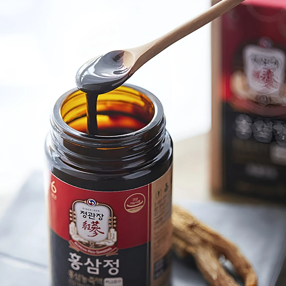 Cao hồng sâm là sản phẩm được tạo ra từ nhân sâm Hàn Quốc 6 năm tuổi Cao hồng sâm là sản phẩm được tạo ra từ nhân sâm Hàn Quốc 6 năm tuổi