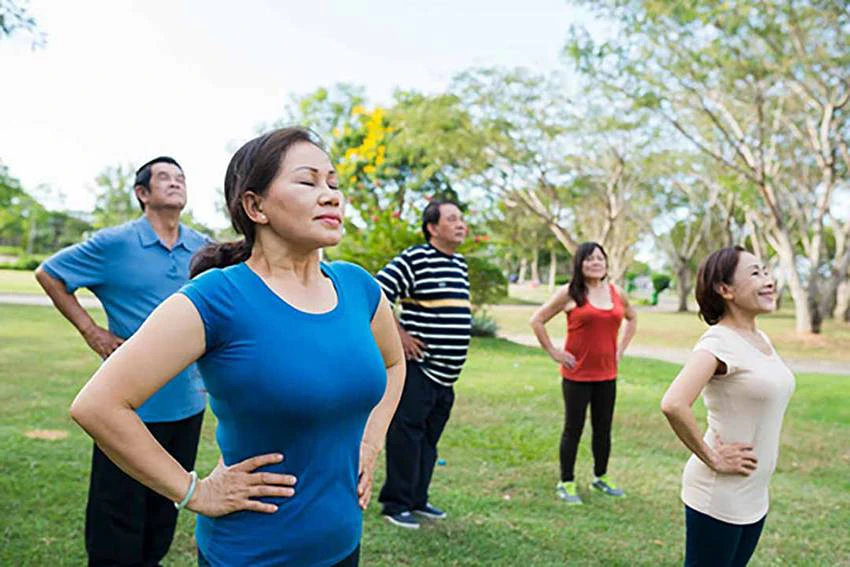 Quá trình hít thở sâu sẽ giúp cung cấp đủ lượng oxy giữ cho các tế bào não luôn ở trạng thái hoạt động Quá trình hít thở sâu sẽ giúp cung cấp đủ lượng oxy giữ cho các tế bào não luôn ở trạng thái hoạt động