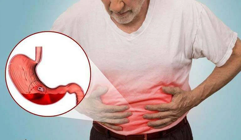 Đau dạ dày là một trong những nguyên nhân dẫn đến biếng ăn ở người cao tuổi
