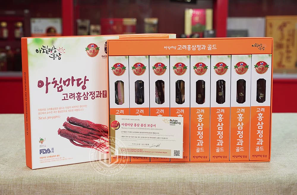 Hồng sâm củ tẩm mật ong Geumsan sâm Hàn Quốc 6 năm tuổi 8 củ lớn hộp 300g Hồng sâm củ tẩm mật ong Geumsan sâm Hàn Quốc 6 năm tuổi 8 củ lớn hộp 300g