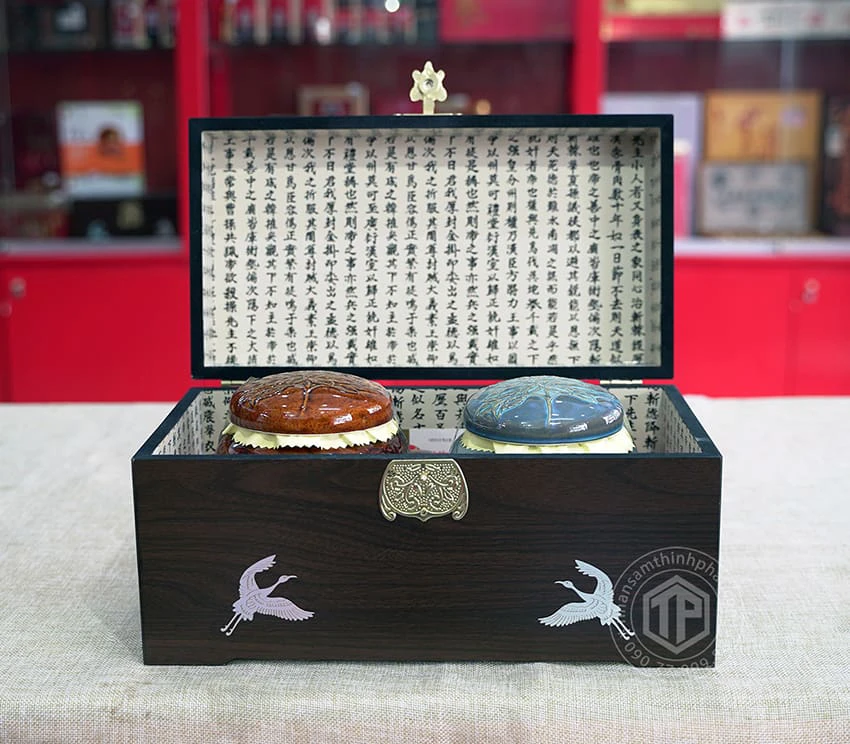 Cao hồng sâm linh chi Achimmadang chính hãng Hàn Quốc hộp 2 hũ x 500g Cao hồng sâm linh chi Achimmadang chính hãng Hàn Quốc hộp 2 hũ x 500g