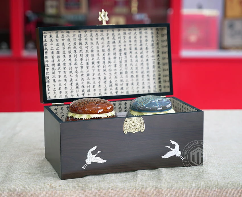 Cao hồng sâm linh chi Achimmadang chính hãng Hàn Quốc hộp 2 hũ x 500g Cao hồng sâm linh chi Achimmadang chính hãng Hàn Quốc hộp 2 hũ x 500g