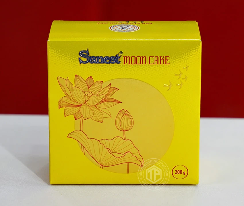Bánh trung thu Yến Sào nhân mềm hộp 1 bánh x 200gr Bánh trung thu Yến Sào nhân mềm hộp 1 bánh x 200gr