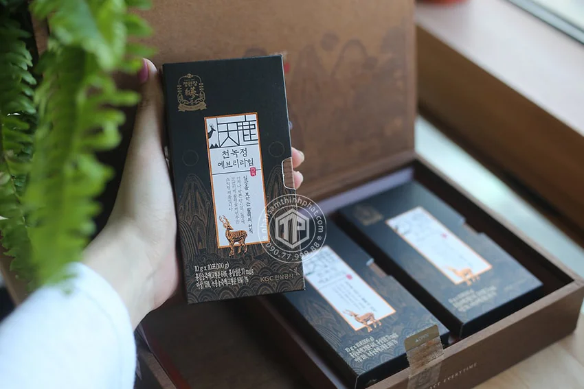 Nước sâm nhung hươu cao cấp KGC sâm chính phủ Jung Kwan Jang hộp 30 gói x 10g