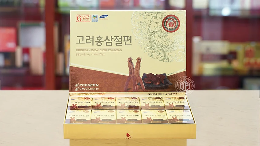 Hồng sâm lát tẩm mật ong sâm Hàn Quốc chính hãng Pocheon hộp 200g Hồng sâm lát tẩm mật ong sâm Hàn Quốc chính hãng Pocheon hộp 200g